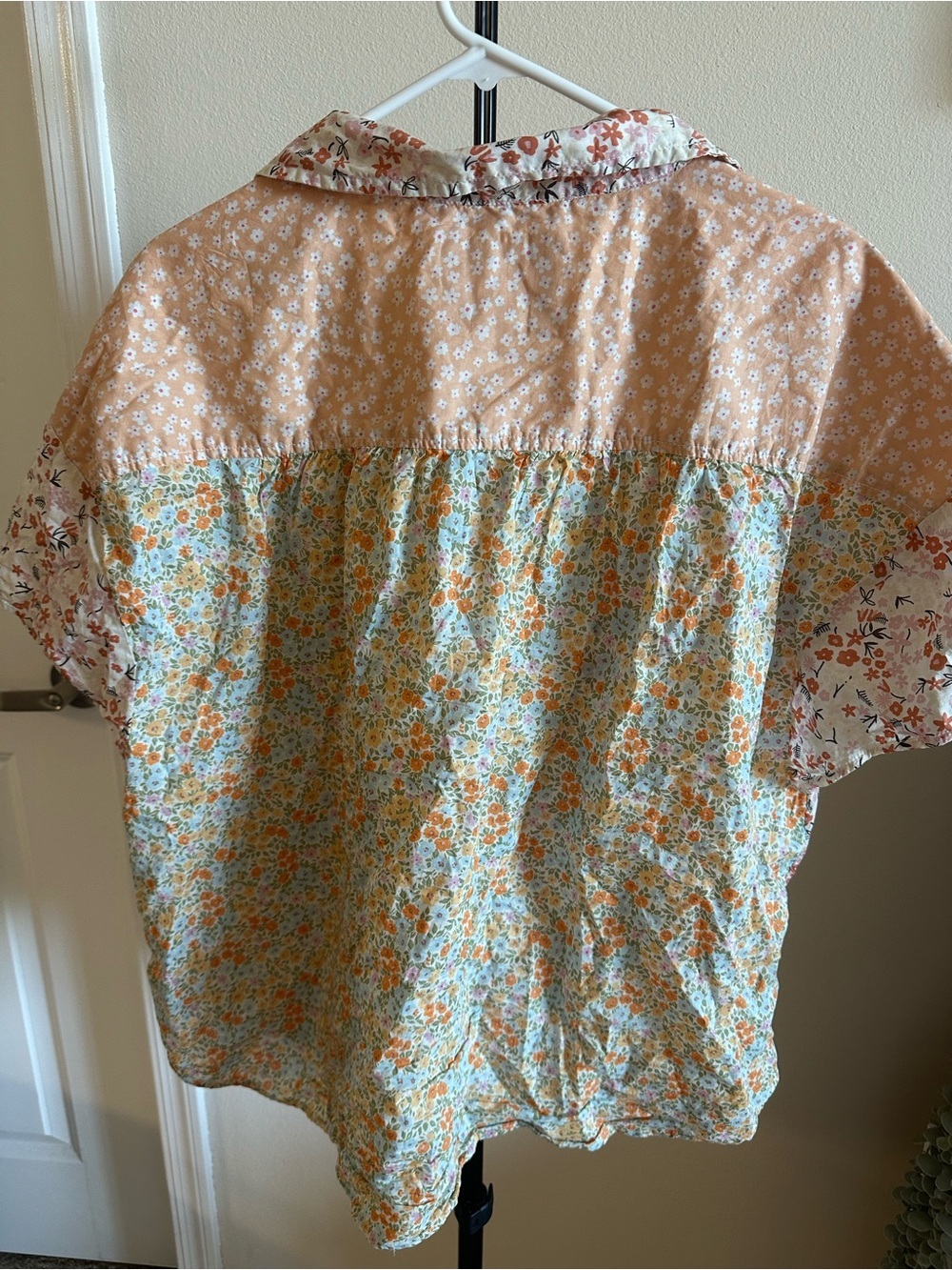 American Eagle Outfitters 100% Cotton floral Button-Up-CottageCore!! - Picture 8 of 9